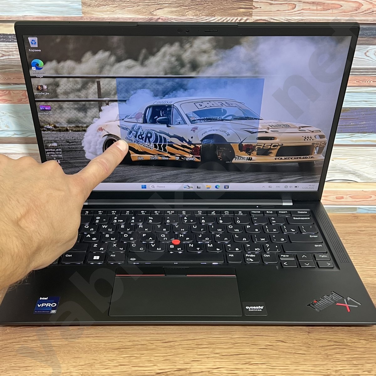 Ноутбук Lenovo ThinkPad X1 Carbon Gen 10 i7-1270P — фото 3