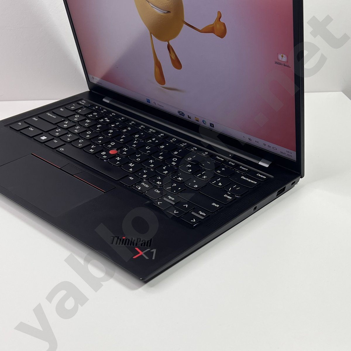 Ноутбук Lenovo ThinkPad X1 Carbon Gen 10 i7 — фото 3