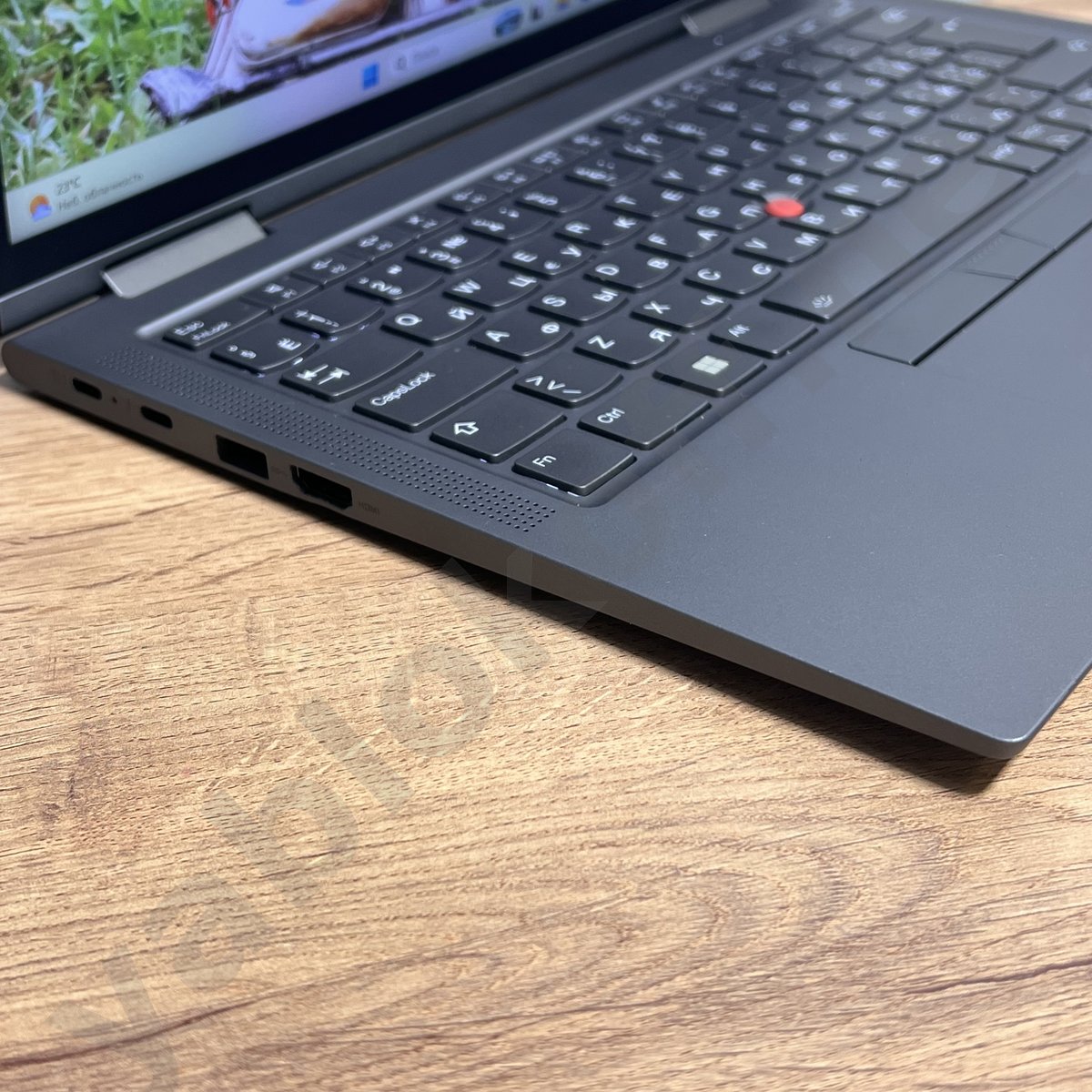 Ноутбук Lenovo ThinkPad X1 Yoga Gen 7 i7 LTE — фото 3