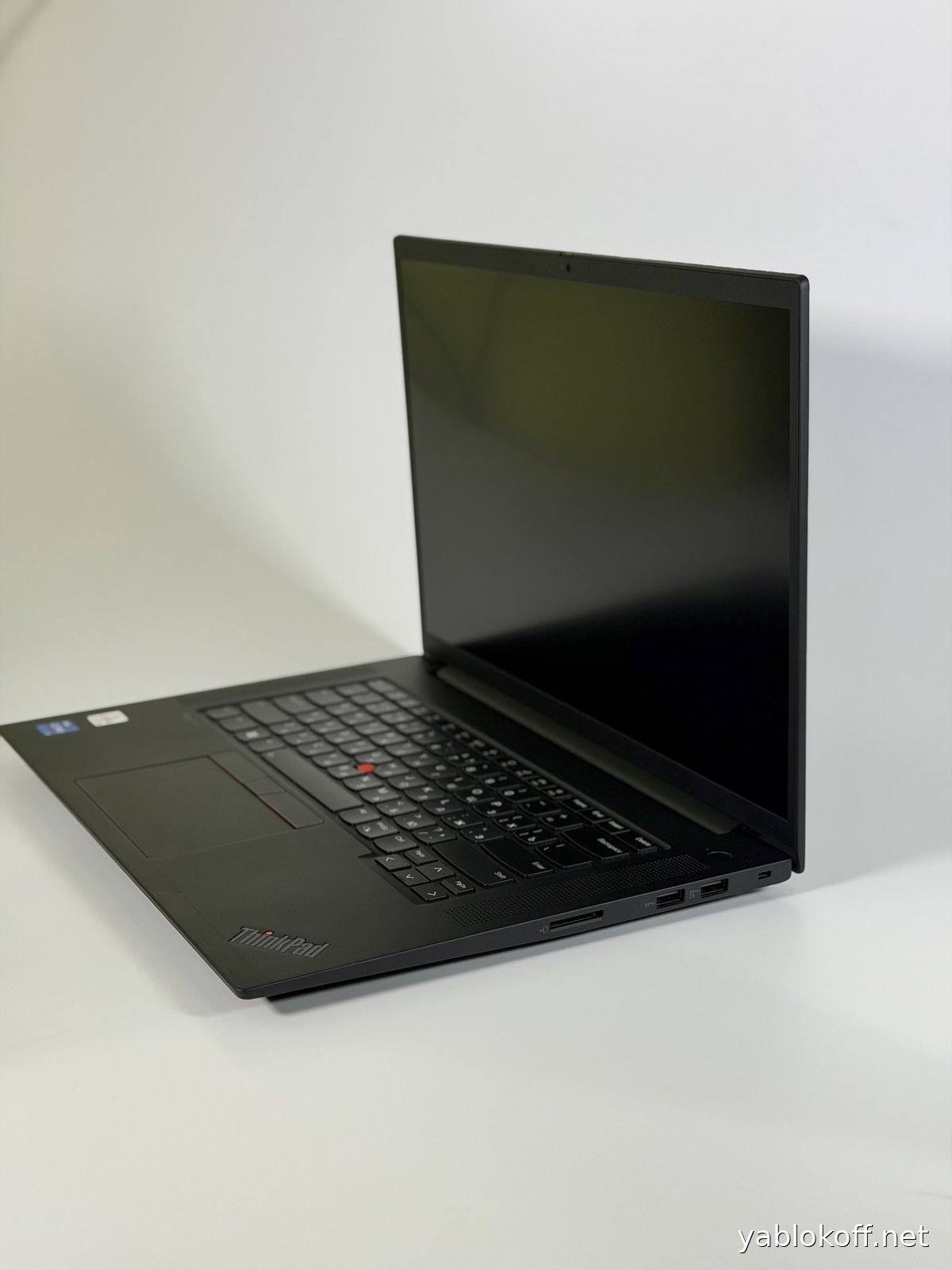 Ноутбук Lenovo ThinkPad P1 Gen 5 — фото 4