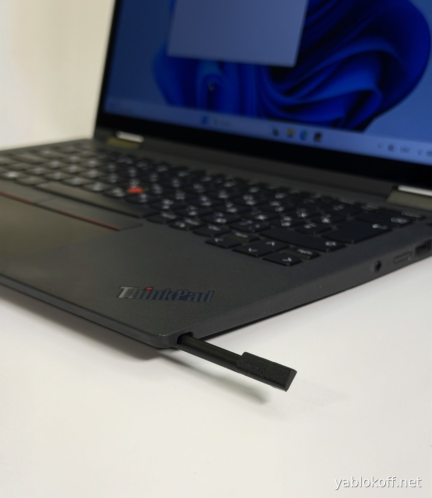 Ноутбук Lenovo Thinkpad X13 yoga Gen 3 — фото 5