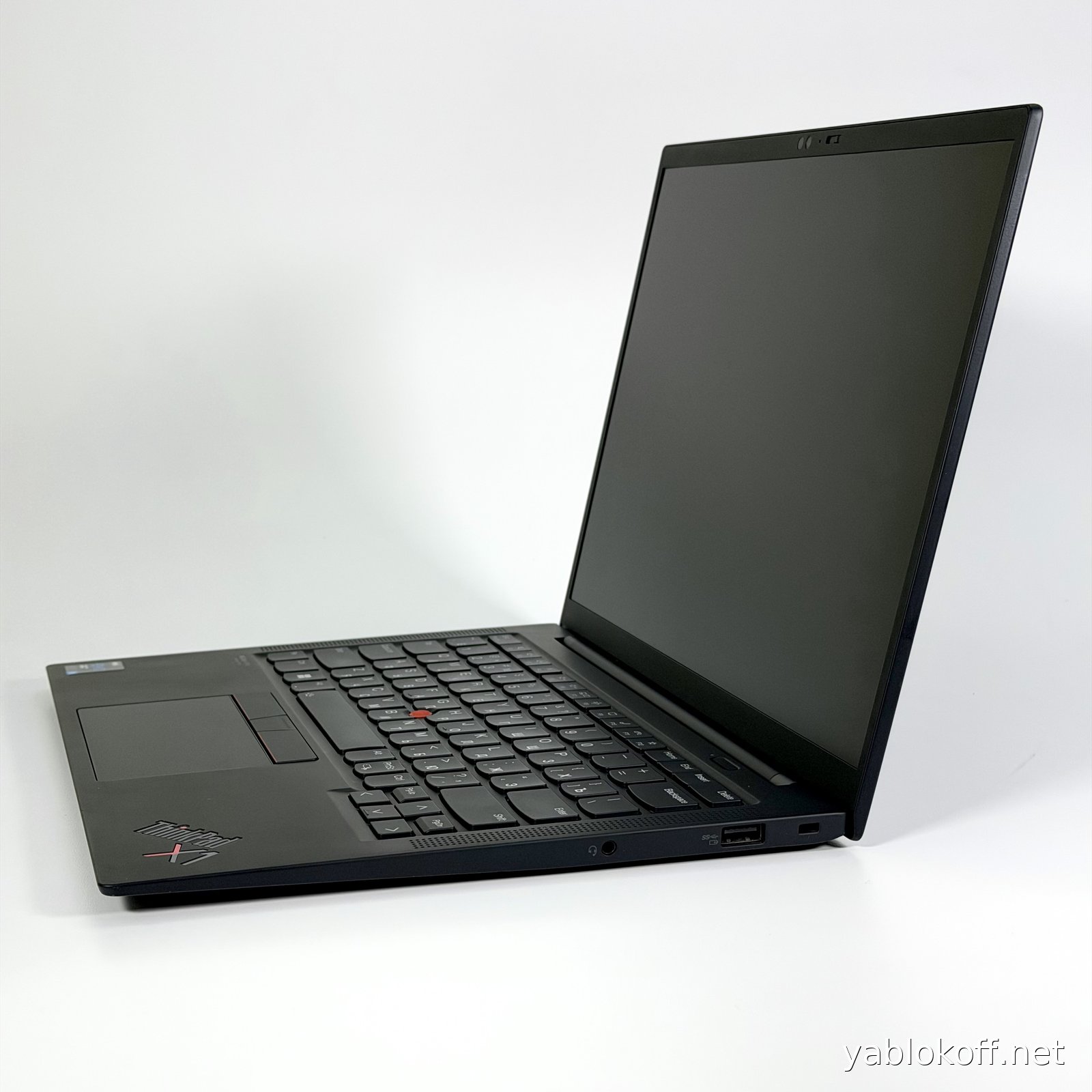 Ноутбук Lenovo ThinkPad X1 Carbon Gen 9 — фото 3