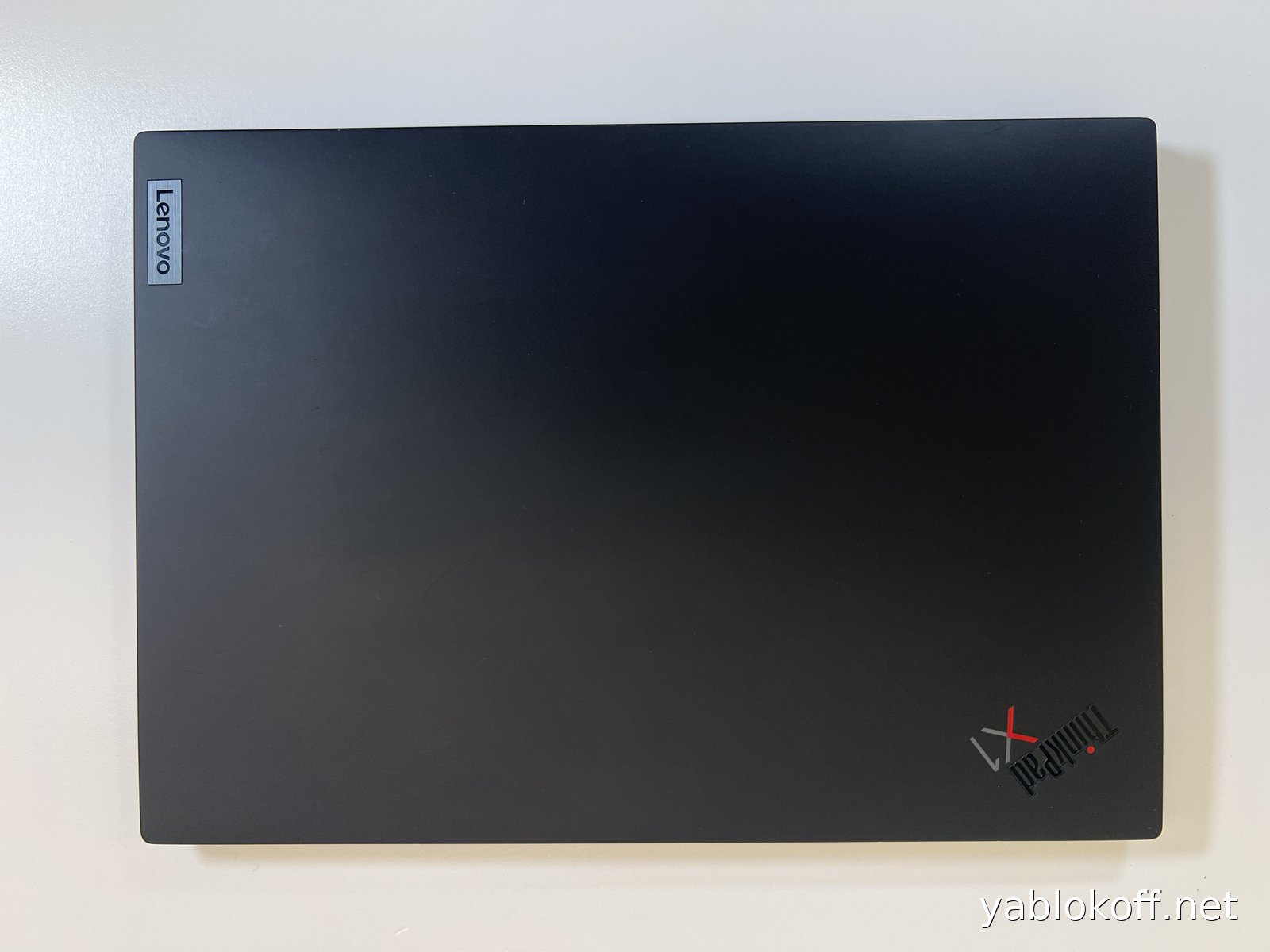 Ноутбук Lenovo ThinkPad X1 Carbon Gen 9 — фото 1